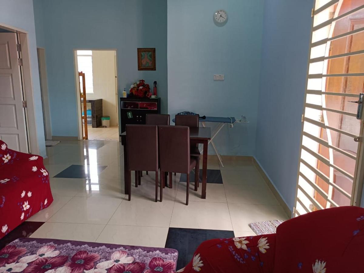 Bj Villa Homestay Kuala Terengganu Eksteriør bilde