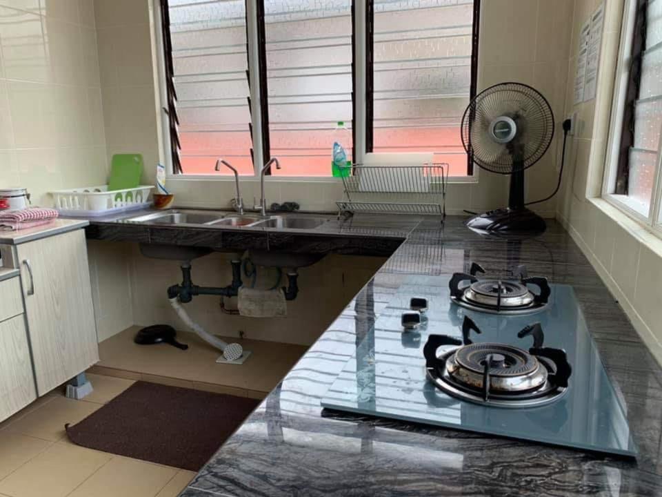 Bj Villa Homestay Kuala Terengganu Eksteriør bilde